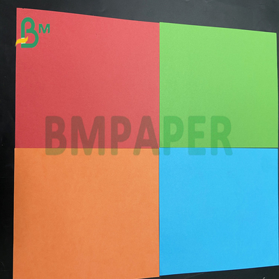 Small Flexibility Uncoated 787mm*1092mm Colorful Bond Paper