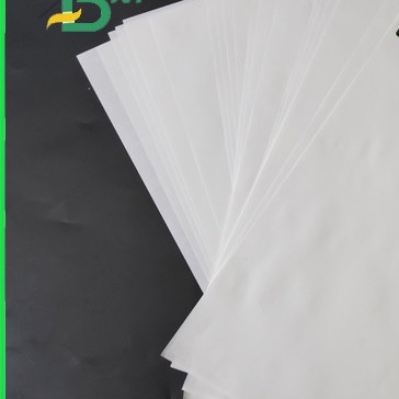 Food Grade MG White Kraft 30 / 35 / 40 / 45 / 50GSM For Packing