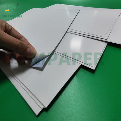 300gsm 320gsm Blue Core C2S Paper For Playing Card 71 x 65cm High Smoothness