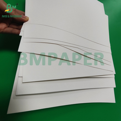 200gsm 250gsm White Kraft Paper For Shopping Bags Tear Resistant 72 x 102cm