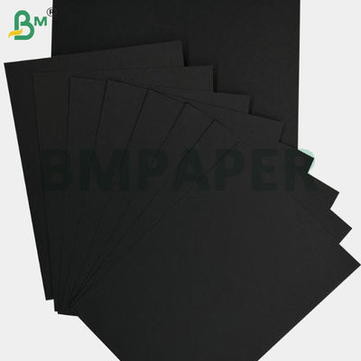 180gsm 230gsm Black Card Paper For Garment Label Good Stiffness 70 x 100cm