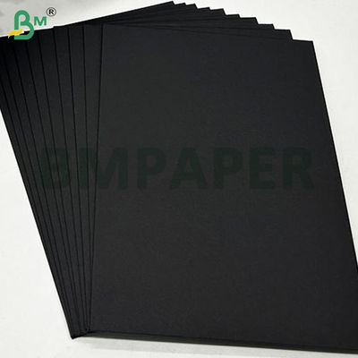 180gsm 230gsm Black Card Paper For Garment Label Good Stiffness 70 x 100cm