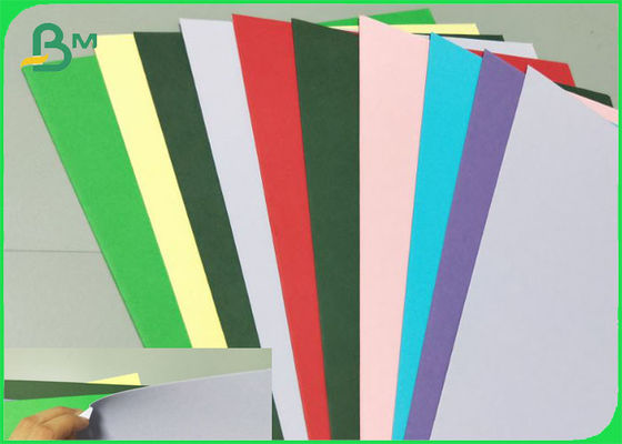 500MM * 700MM Blue Red Green Bristol Paper Board For Decoration 220GSM 250GSM