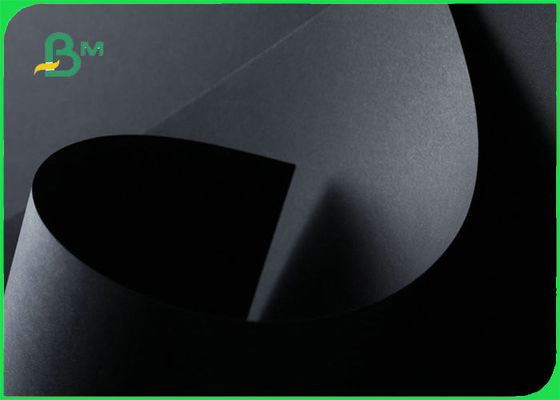 110gsm 150gsm Black Cardboard For Gift Wrapping Hard Stiffness 79 x 109cm