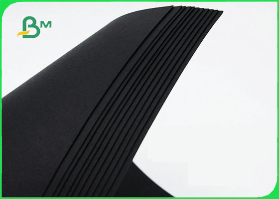 110gsm 150gsm Black Cardboard For Gift Wrapping Hard Stiffness 79 x 109cm