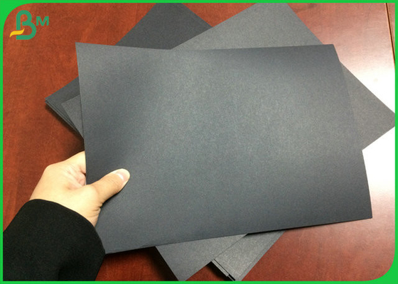 31' x 33' Printable 300gsm 350gsm Black Paper With Offset Printing Effect